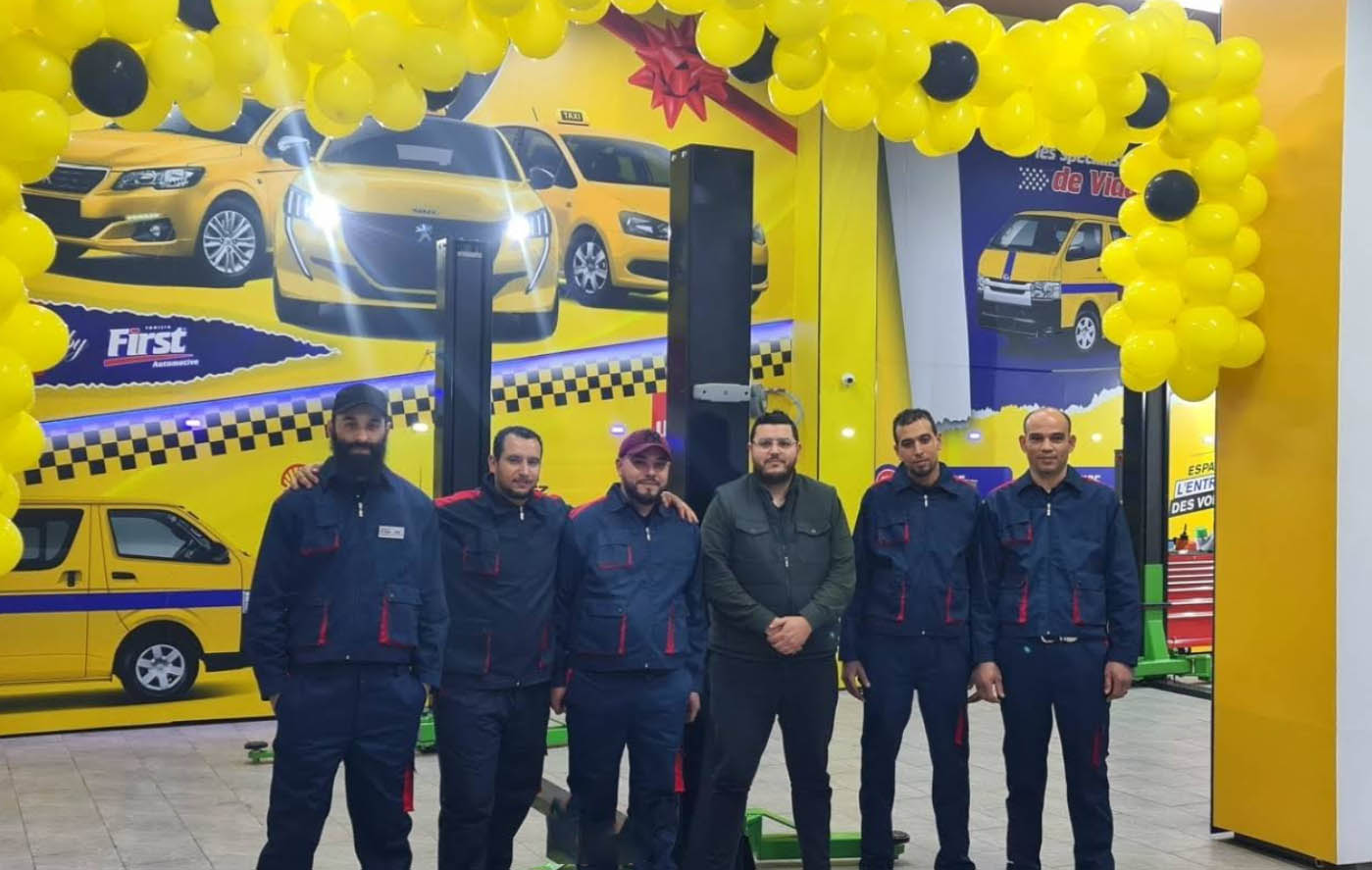 Équipe de mécaniciens qualifiés et professionnels chez 1st Automotive Tunis